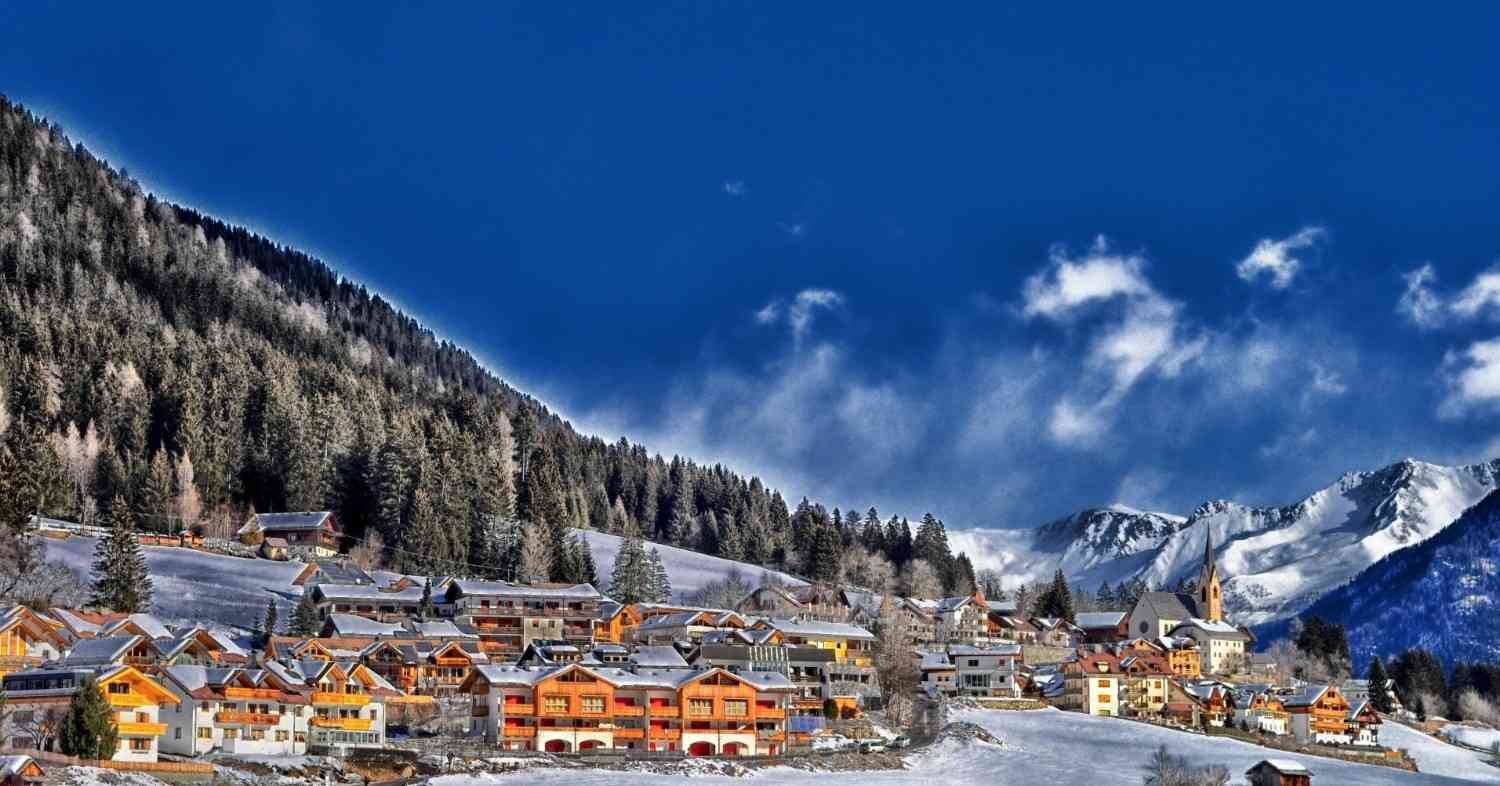 The Lalit Grand Palace Srinagar